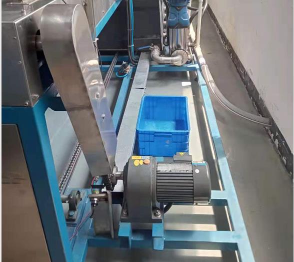 늙C(j��)���wͨ�^(gu��)ʽ�����߉�������ϴ�C(j��)�W(w��ng)����ݔϵ�y(t��ng)