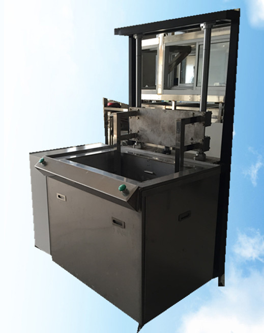 �β�ģ������ʽ������ϴ�C(j��)����