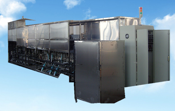 18槽手動光學(xué)超聲波清洗機后面