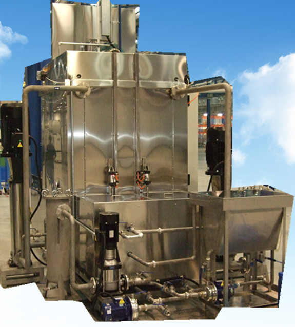 房式高壓噴淋清洗設(shè)備后面