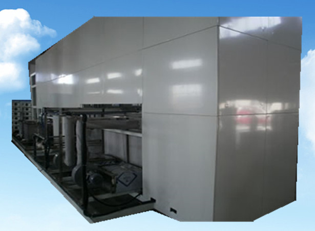 全自動不銹鋼封頭管件超聲波清洗機(jī)側(cè)面