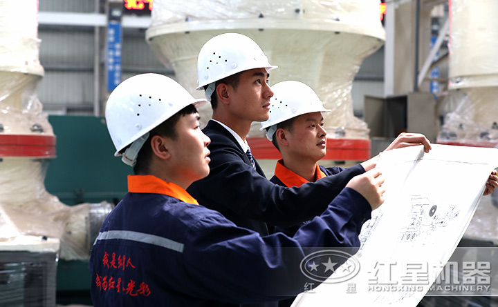 精湛技術(shù)人員現(xiàn)場指導(dǎo)設(shè)備的生產(chǎn)、制造